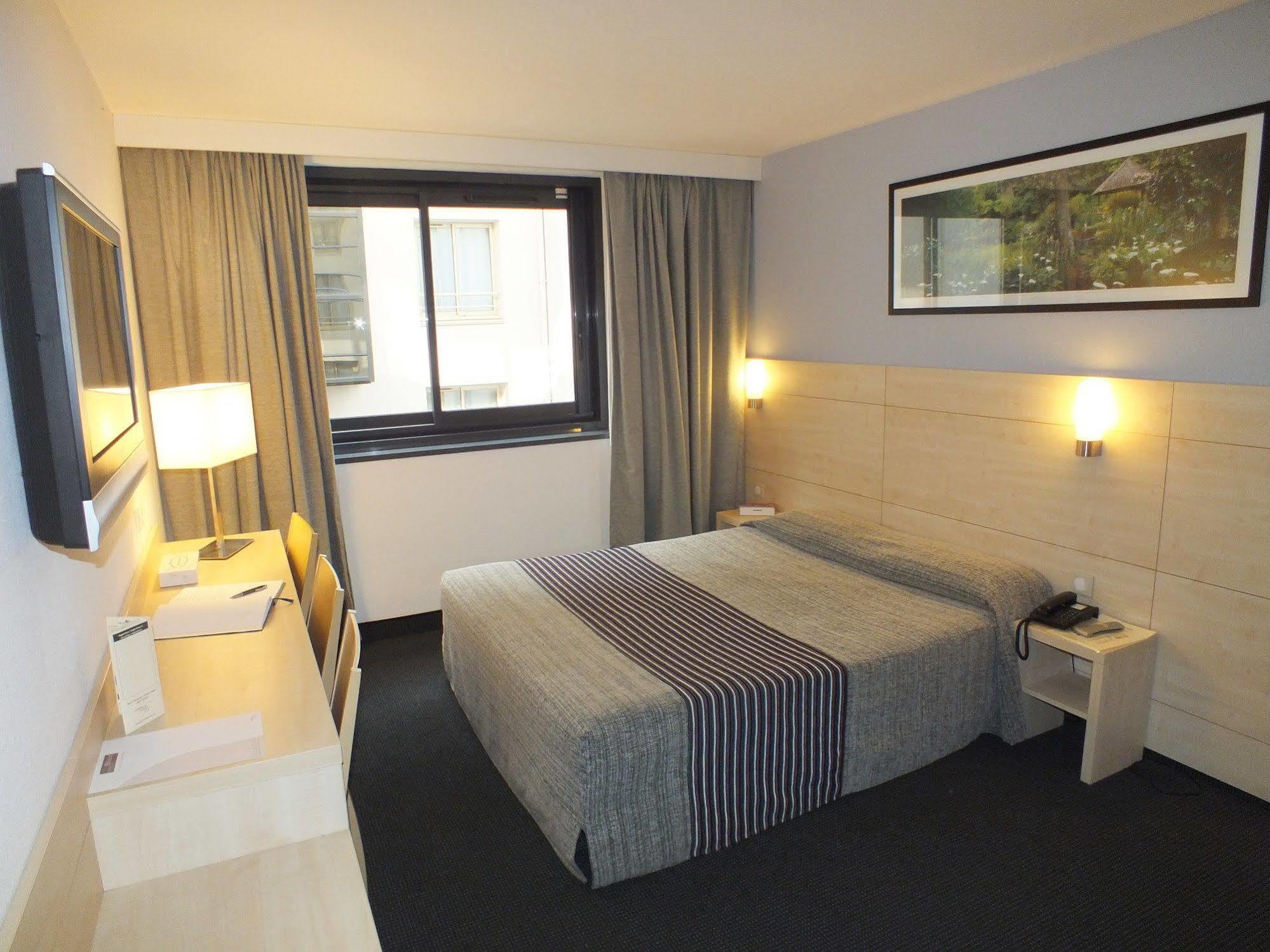 Hotel Padoue Лурд Экстерьер фото